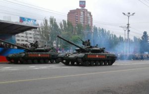 Как провели военные парады в ДНР и ЛНР (+Видео)