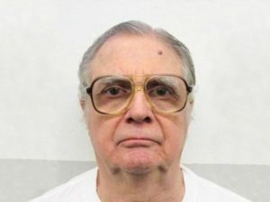 В США казнили 75-летнего убийцу, которому семь раз переносили исполнение приговора