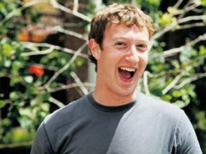 Facebook продавал личные данные пользователей, – парламент Британии