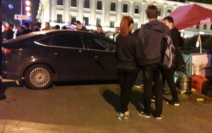В Санкт-Петербурге автомобиль влетел в толпу прохожих