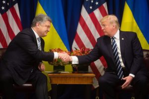 “Укрепление отношений США и Украины”: Порошенко провел встречу с Трампом