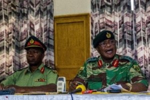 В Зимбабве назревает военный переворот: к столице приближаются танки