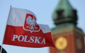 Польша советует генсеку НАТО вмешаться в конфликт Венгрии с Украиной