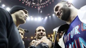 Усик откровенно высказался о сопернике по финалу WBSS Гассиеве