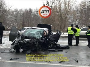 Смерть на дорогах Киева: в ДТП погиб полицейский