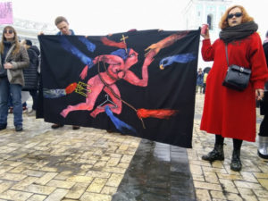 На Михайловской площади собрался антимитинг: “Долой феминизм!”