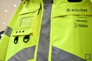 Nokia представила “умную” куртку для спасателей и полицейских