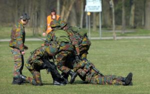 В Бельгии четверо солдат пострадали из-за случайного запуска ракеты