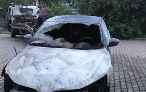 В Ужгороде сожгли автомобиль пограничника