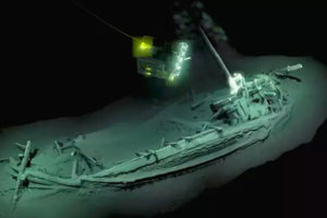 Древнейший затонувший корабль нашли в Черном море