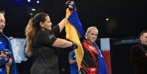 Впервые в истории: украинка стала чемпионкой мира по ММА