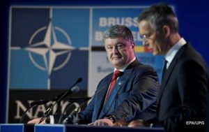 НАТО обеспечит безопасность на Азове – Порошенко