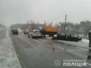 Под Киевом произошло масштабное ДТП: много погибших и раненых