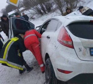 В ДТП с маршруткой на трассе Киев – Чоп пострадали 12 человек, погиб ребенок