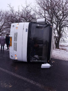 На одесской трассе перевернулся рейсовый автобус – есть пострадавшие