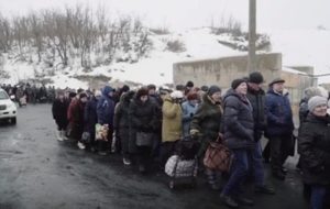 Длинные очереди. ОБСЕ показало шокирующее видео с Донбасса