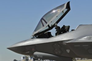 Правительство Болгарии приобретет у США 8 новых истребителей F-16