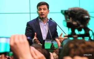 Зеленский объявил конкурс на должность своего пресс-секретаря