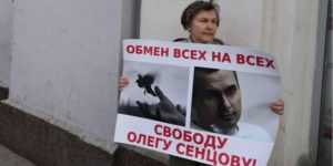 В Москве прошли одиночные пикеты в поддержку украинских политузников