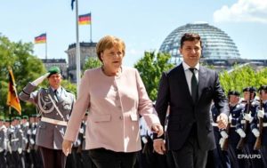 Зеленский в Берлине встретился с Меркель