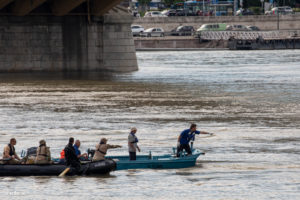Трагедия на Дунае. Спасатели впервые за 5 дней нашли тела туристов