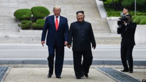 Впервые в истории: Трамп встретился с Ким Чен Ыном в КНДР