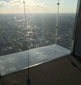 В США на 103 этаже треснула стеклянная смотровая площадка