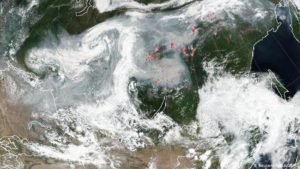 Вид из космоса на пожары в Сибири