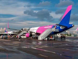 Wizz Air відновлює авіарейси між Абу-Дабі та Москвою