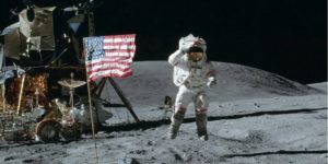 Теория заговора. Американский киноэксперт доказал, что высадка астронавтов не могла быть голливудским фейком