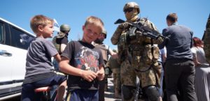 Германия выделила деньги на психосоциальную помощь детям Донбасса