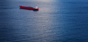 В море из-за санкций застряло рекордное количество российской нефти – Reuters