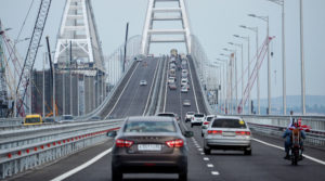 На Крымском мосту установлен рекорд суточного трафика
