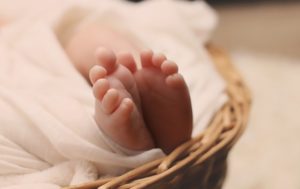 Царапки – специальные рукавички для новорожденных