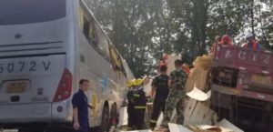 В Китае автобус попал в ДТП: погибли 36 человек