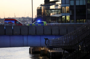ИГИЛ взял на себя ответственность за теракт на мосту в Лондоне
