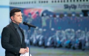 “Выйдут войска и мы зайдем”. Зеленский рассказал, как он видит возвращение Донбасса