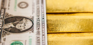 Золото дешевеет на фоне надежд на восстановление экономики