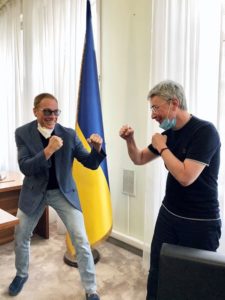 Netflix снимает в Украине политический боевик, Ван Дамм уже в Киеве