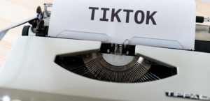 TikTok за полгода удалила почти 50 млн видео