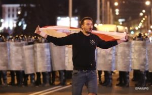 Очевидцы рассказали об “аде” протестов в Беларуси