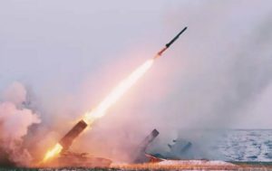 Оккупанты ударили ракетами по Кременчугскому НПЗ