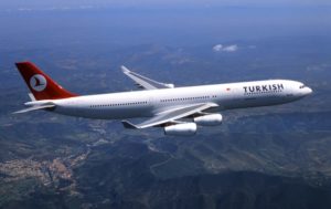 Пилоты Turkish Airlines на полгода остались без зарплаты