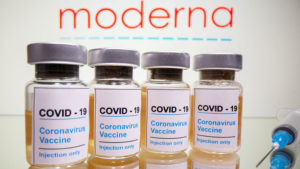 В Японии приостановили использование вакцины Moderna из-за инородных примесей