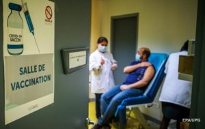 Шмыгаль просит ЕС помочь с COVID-вакциной – СМИ