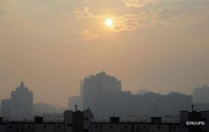 Киев два дня в мировом топе городов с загрязненным воздухом
