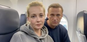 “Немедленно освободите Навального”. У Байдена отреагировали на арест оппозиционера