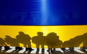 Украинцы за год потратили больше, чем заработали