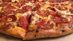 Почему доставка пиццы так популярна