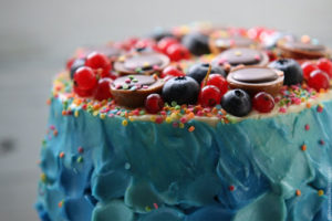 Почему торты играют важнейшую роль на свадьбе и дне рождения